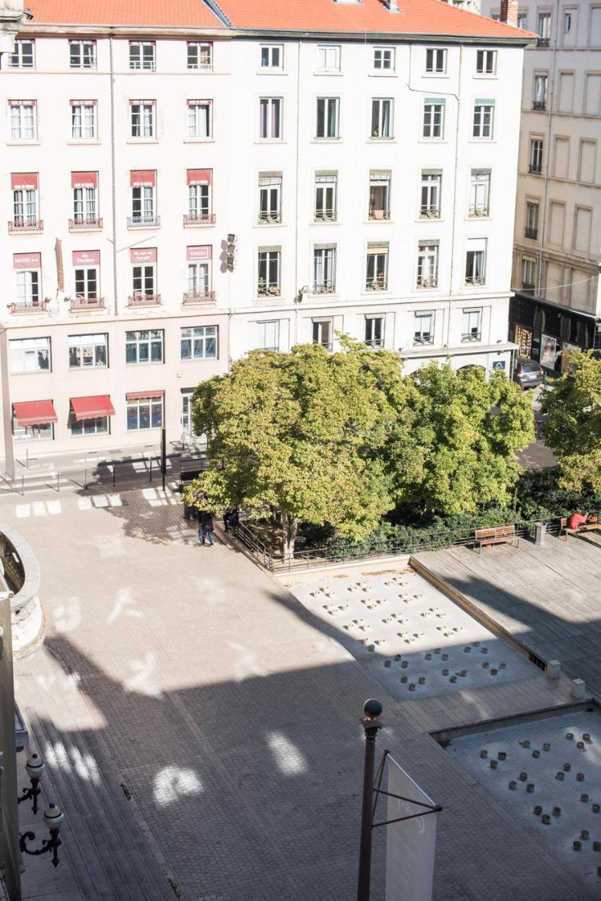 Hotel Des Artistes Лион Экстерьер фото